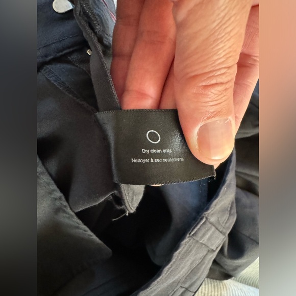 🟢CLUB MONACO size 6 Black capri dress pants.🟢 - Picture 10 of 10